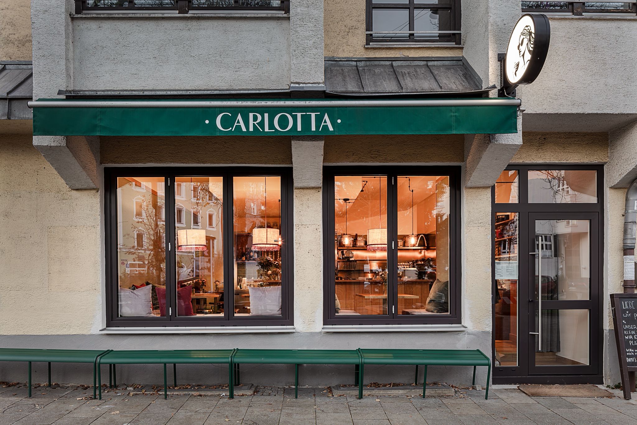 Carlotta Café & Bistro