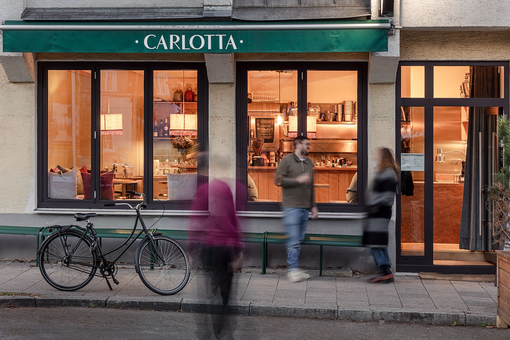 Carlotta Café & Bistro