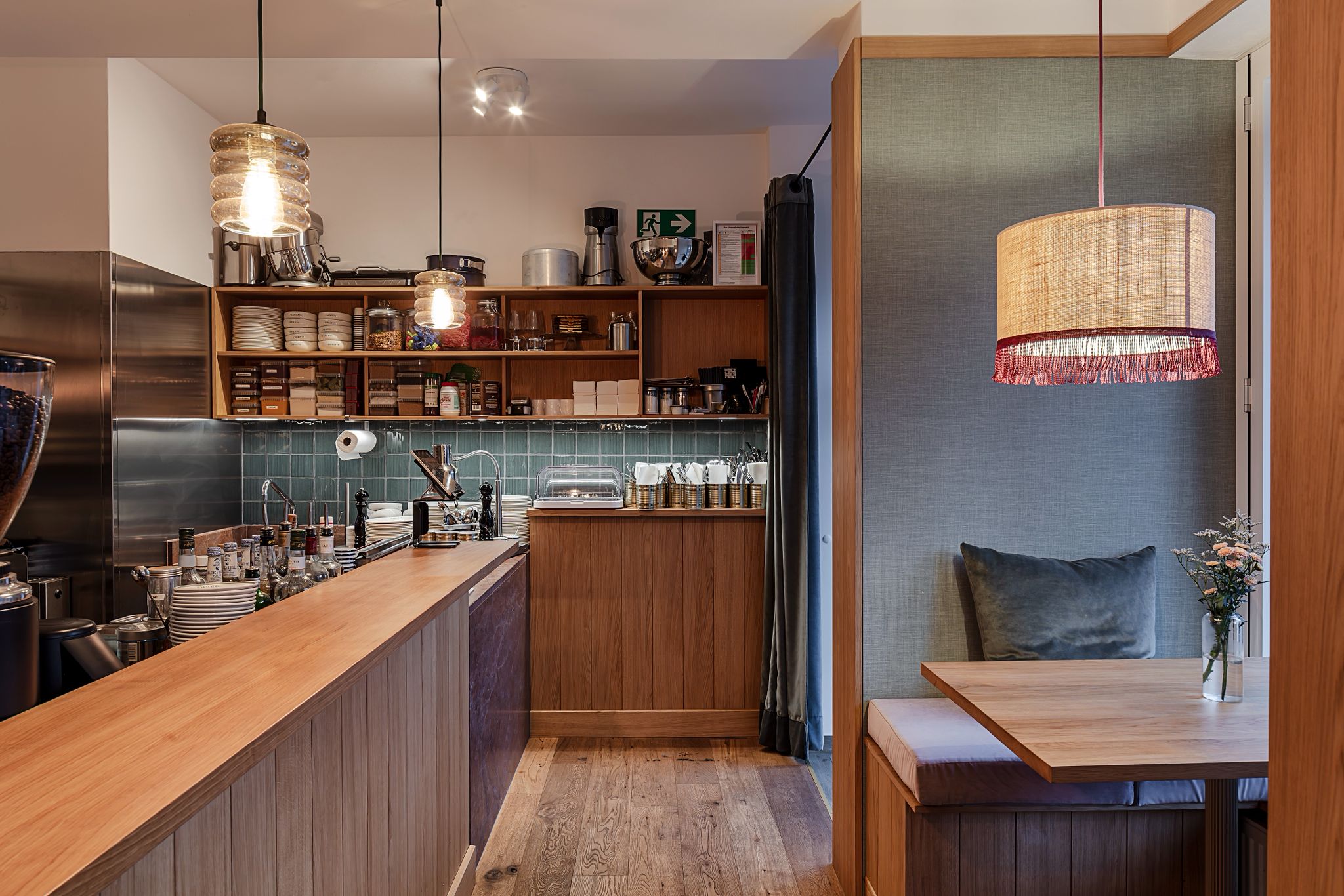 Carlotta Café & Bistro